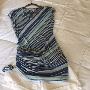 MOTHERHOOD MATERNITY TOP 🌸